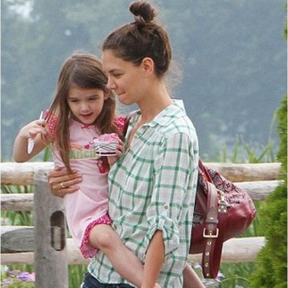 Louis Vuitton Limited Edition Monogram Aviator Bag in Bordeaux Red - PRISTINE - Picture 4 of 13